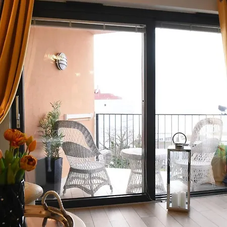Apartament Kalifornia Lägenhet